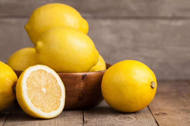 Smelling lemon